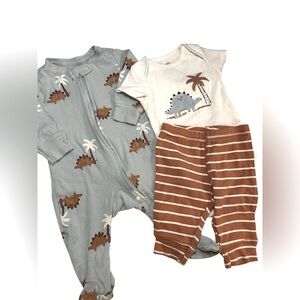 Carter's 3-Piece Set - Size 3 months boys dinosaur bundle